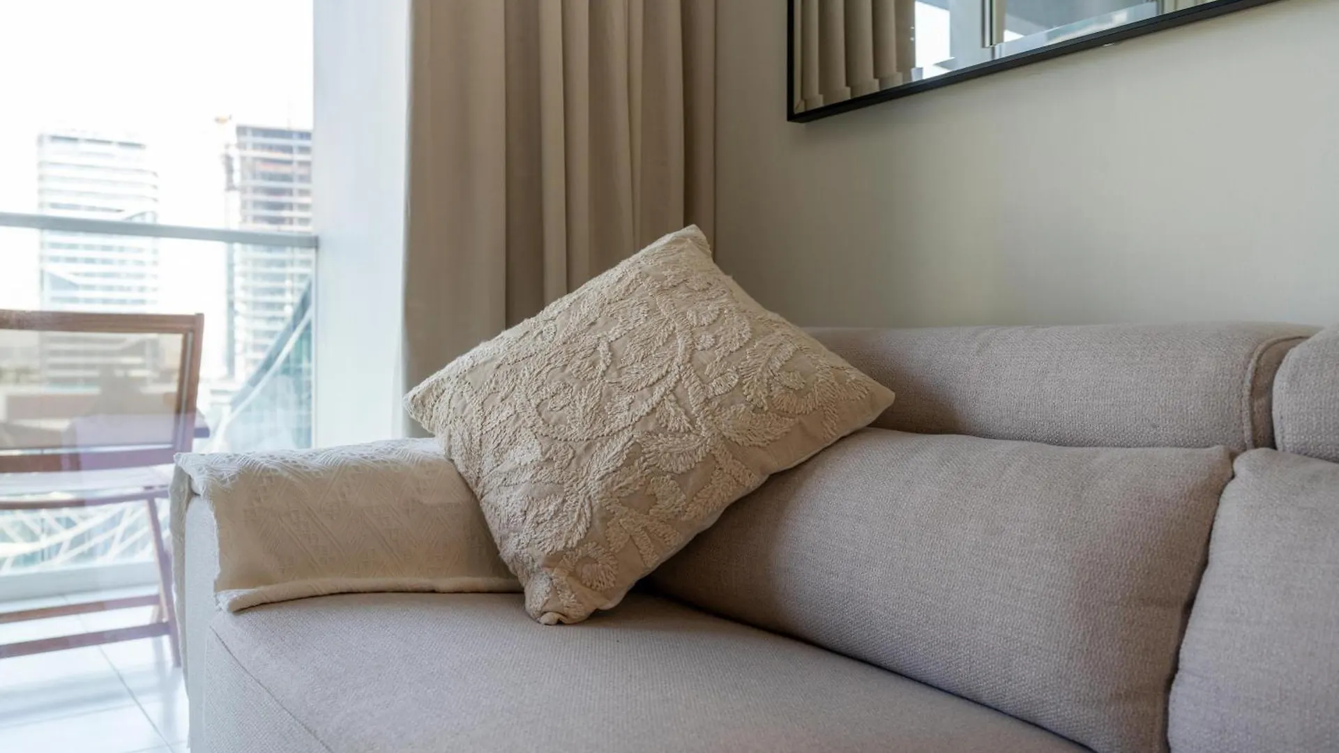 Fascinating 1 Bedroom At Vera Dubai